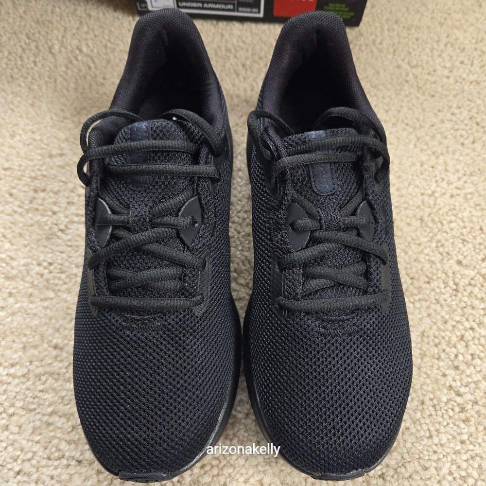 NIB Under Armour Charged Pursuit 4 Running Shoes Sneakers Black/Black {Size 8} - Picture 4 of 8